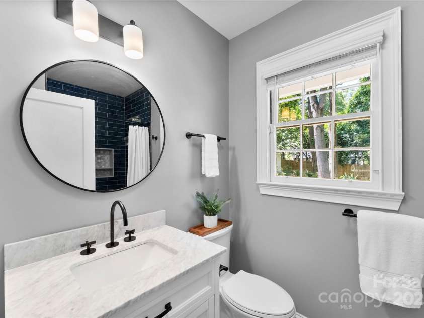 2008 Highland Street, Charlotte, NC 28208.  MLS# CAR4252481, YatesRealty ID 11713. 