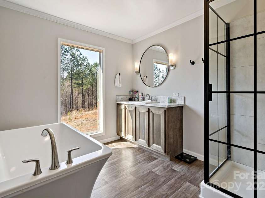 139 Green Leaf Drive, Nebo, NC 28761.  MLS# CAR4240967, YatesRealty ID 11714. 