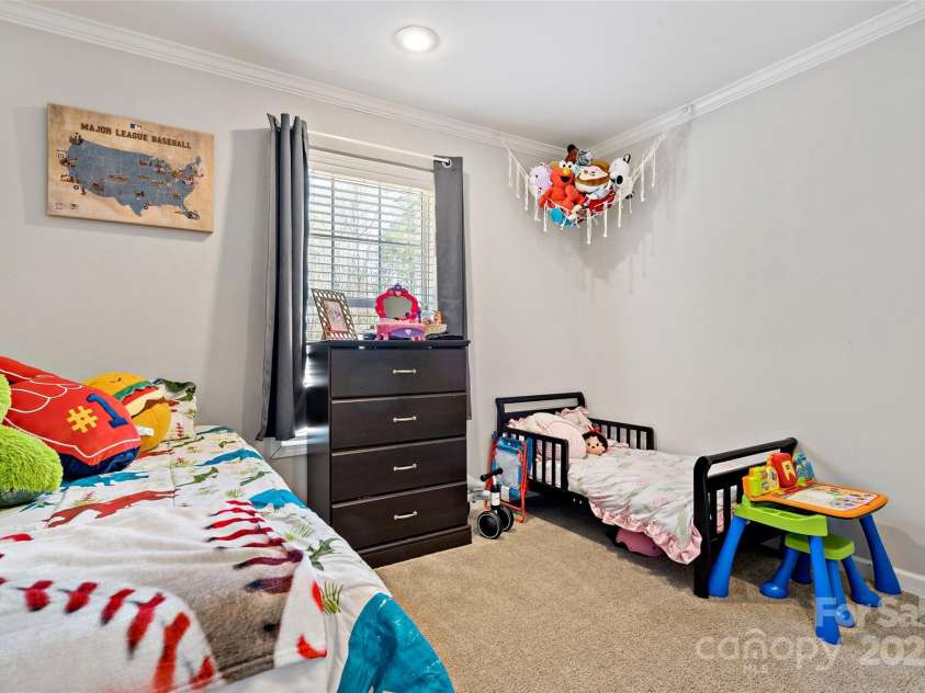 139 Green Leaf Drive, Nebo, NC 28761.  MLS# CAR4240967, YatesRealty ID 11714. 