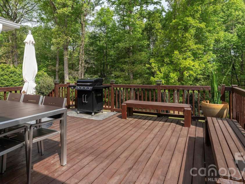 2322 Bearskin Lane, Monroe, NC 28110.  MLS# CAR4369625, YatesRealty ID 11714. 