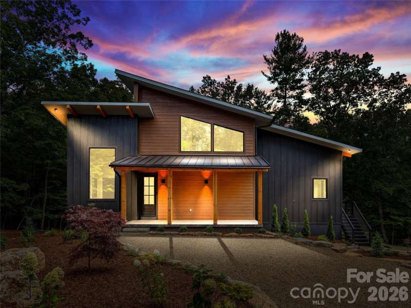 1180 West Lake Road, Marion, NC 28752.  MLS# CAR4358122, YatesRealty ID 11715. 