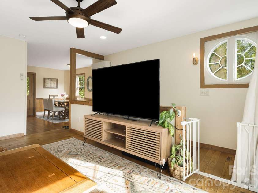 25 Pinewood Drive, Waynesville, NC 28786.  MLS# CAR4369385, YatesRealty ID 11716. 