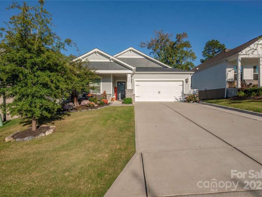 5304 Turtle Creek Drive, Denver, NC 28037.  MLS# CAR4189067, YatesRealty ID 11717. 