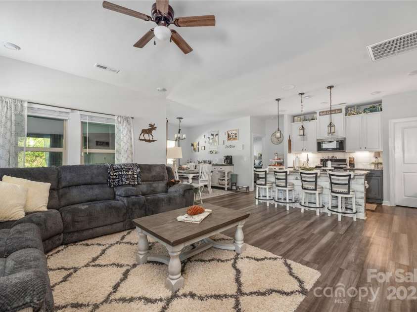 5304 Turtle Creek Drive, Denver, NC 28037.  MLS# CAR4189067, YatesRealty ID 11717. 