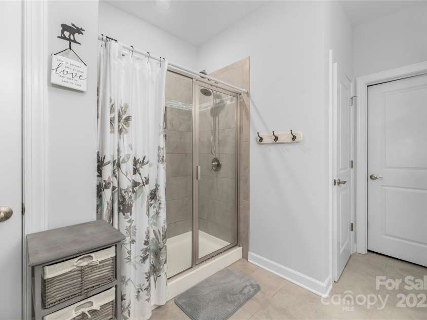 5304 Turtle Creek Drive, Denver, NC 28037.  MLS# CAR4189067, YatesRealty ID 11717. 