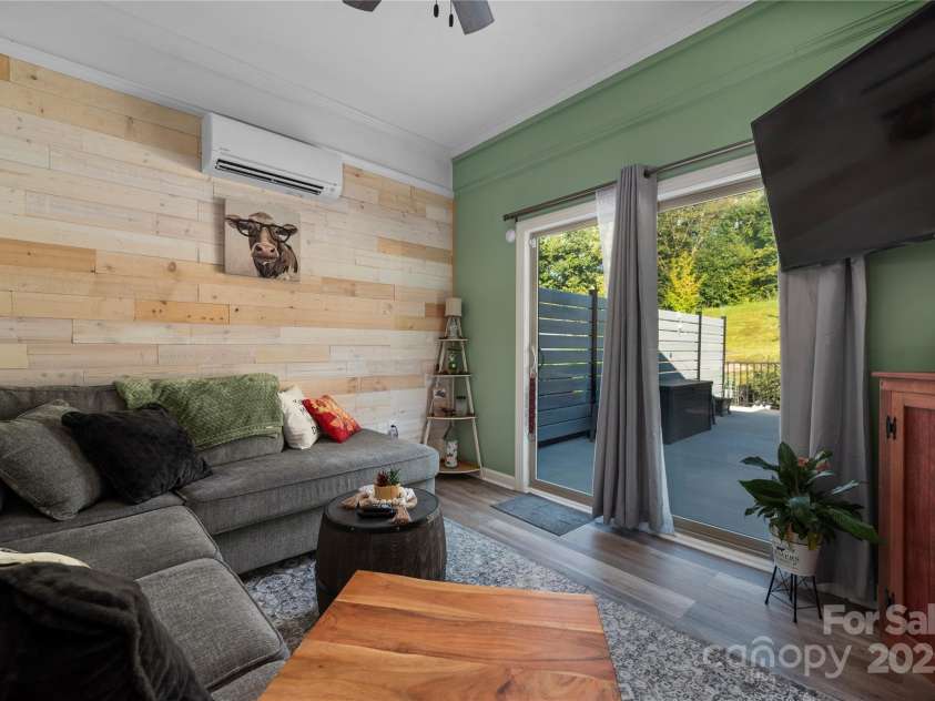 5304 Turtle Creek Drive, Denver, NC 28037.  MLS# CAR4189067, YatesRealty ID 11717. 