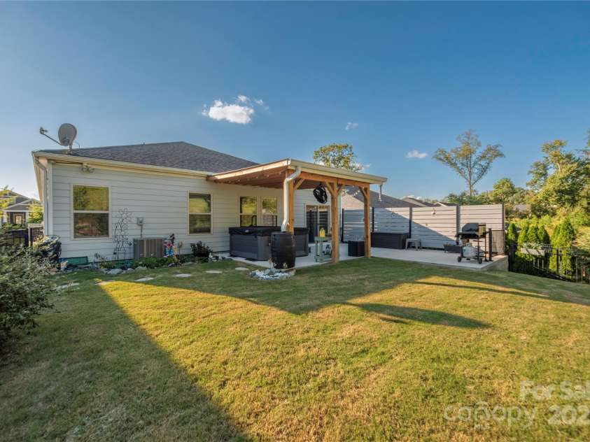 5304 Turtle Creek Drive, Denver, NC 28037.  MLS# CAR4189067, YatesRealty ID 11717. 