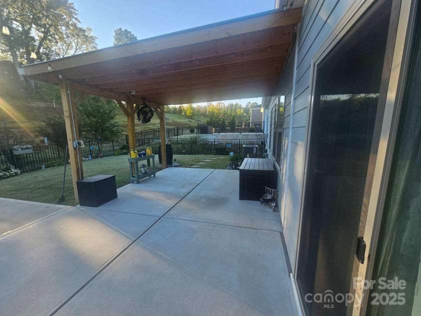 5304 Turtle Creek Drive, Denver, NC 28037.  MLS# CAR4189067, YatesRealty ID 11717. Hot tub has been removed.