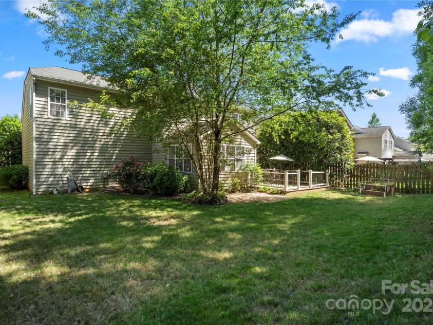 14625 Lyon Hill Lane, Huntersville, NC 28078.  MLS# CAR4252623, YatesRealty ID 11718. 