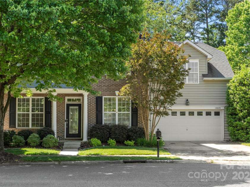 14625 Lyon Hill Lane, Huntersville, NC 28078.  MLS# CAR4252623, YatesRealty ID 11718. 