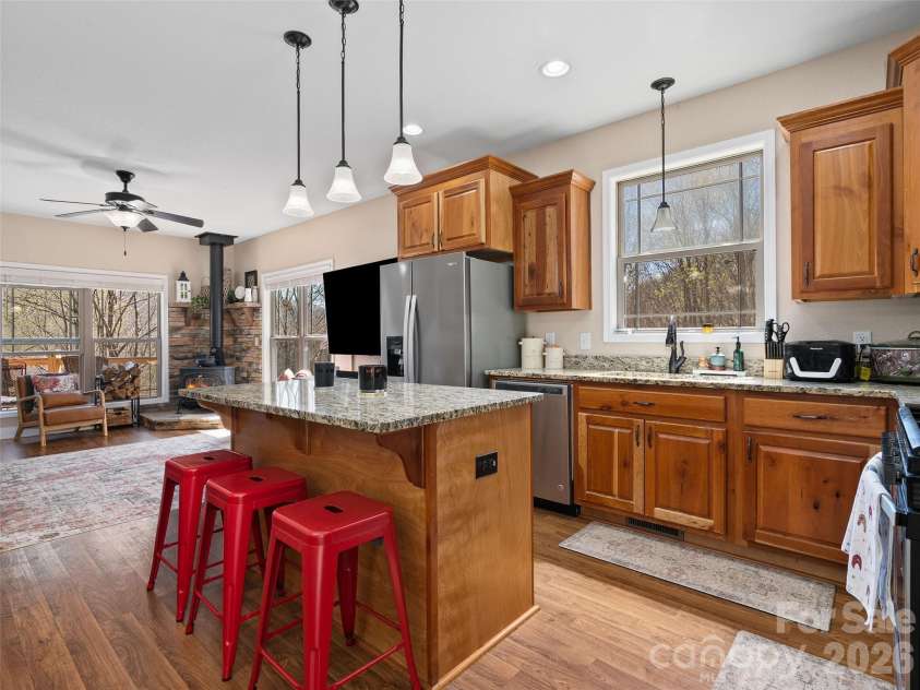 4823 Max Patch Road, Clyde, NC 28721.  MLS# CAR4369994, YatesRealty ID 11718. 