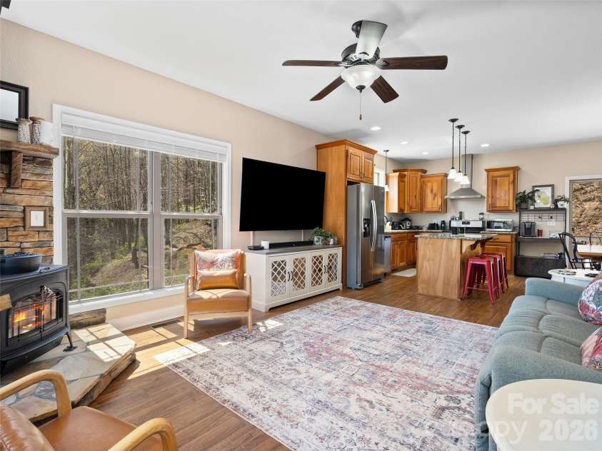 4823 Max Patch Road, Clyde, NC 28721.  MLS# CAR4369994, YatesRealty ID 11718. 