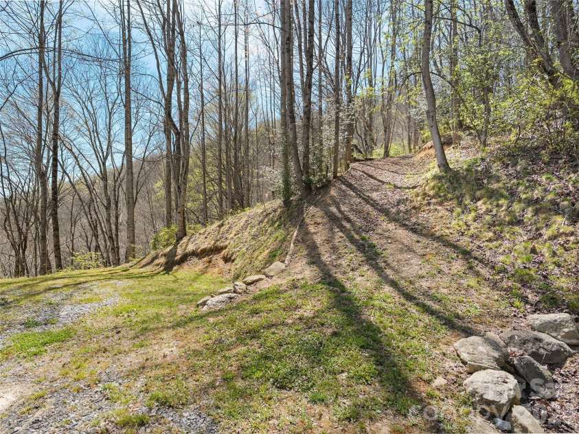 4823 Max Patch Road, Clyde, NC 28721.  MLS# CAR4369994, YatesRealty ID 11718. 