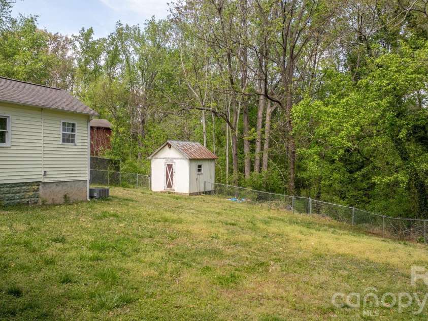 715 Main Street, Hudson, NC 28638.  MLS# CAR4370024, YatesRealty ID 11719. 