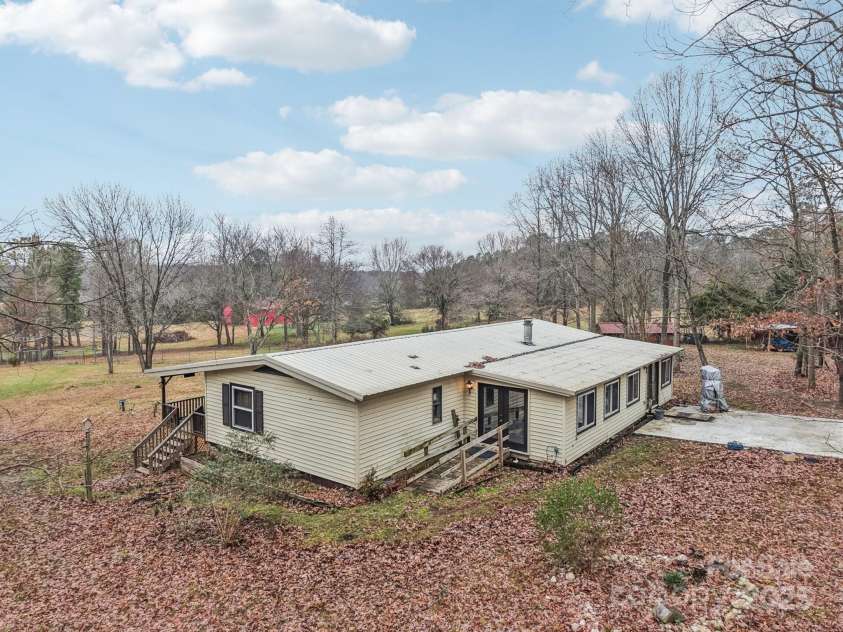 920 Dewitt Helms Road, Monroe, NC 28112.  MLS# CAR4326492, YatesRealty ID 1172. 