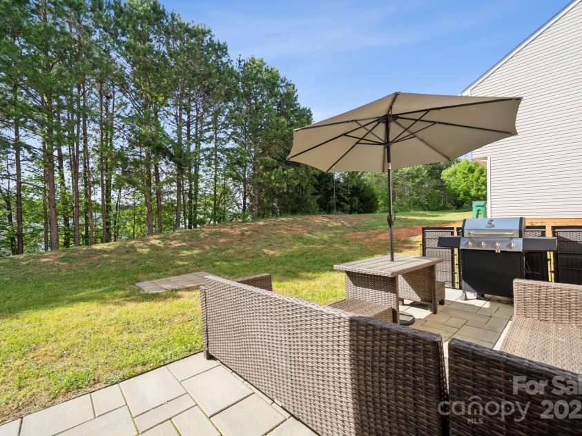 509 Ellingsworth Lane, Charlotte, NC 28214.  MLS# CAR4252053, YatesRealty ID 11720. 