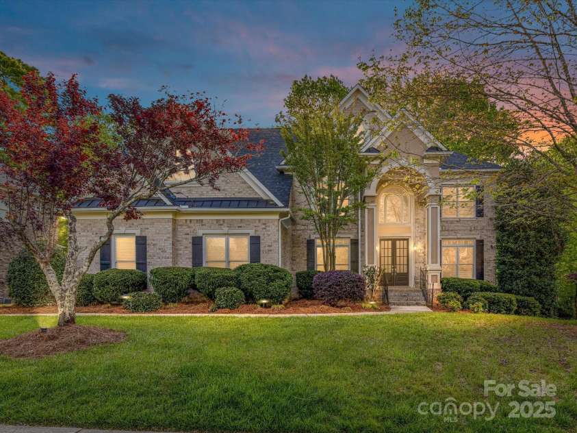 3200 Delamere Drive, Matthews, NC 28104.  MLS# CAR4250146, YatesRealty ID 11722. 