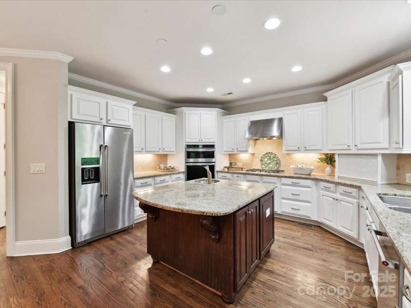 3200 Delamere Drive, Matthews, NC 28104.  MLS# CAR4250146, YatesRealty ID 11722. 