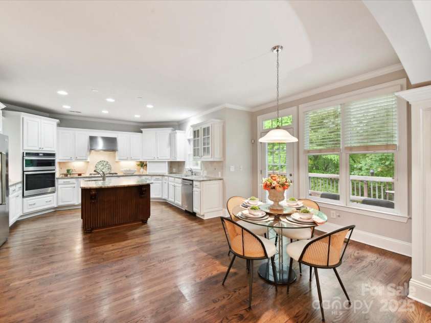 3200 Delamere Drive, Matthews, NC 28104.  MLS# CAR4250146, YatesRealty ID 11722. 