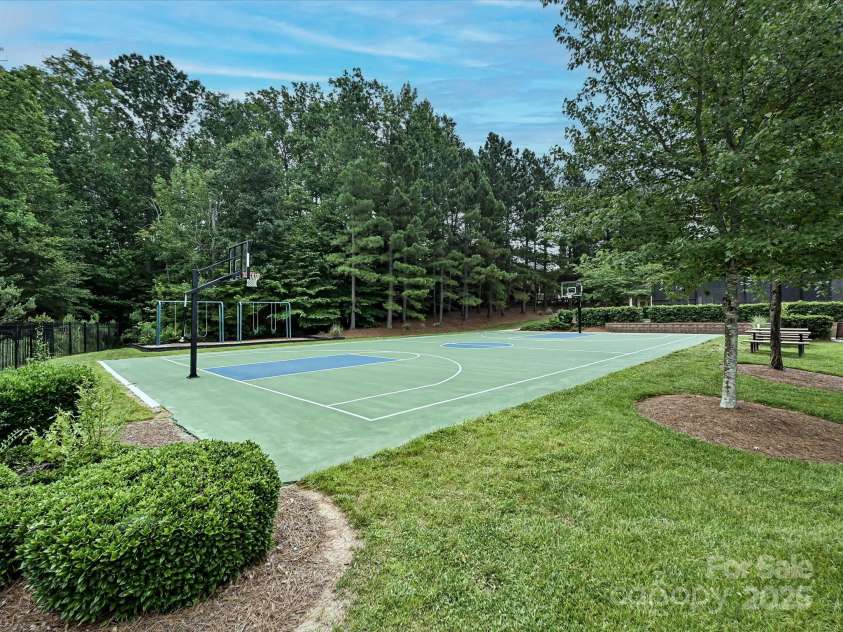 3200 Delamere Drive, Matthews, NC 28104.  MLS# CAR4250146, YatesRealty ID 11722. 