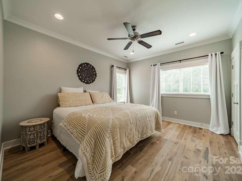 365 Delburg Street, Davidson, NC 28036.  MLS# CAR4248502, YatesRealty ID 11723. 