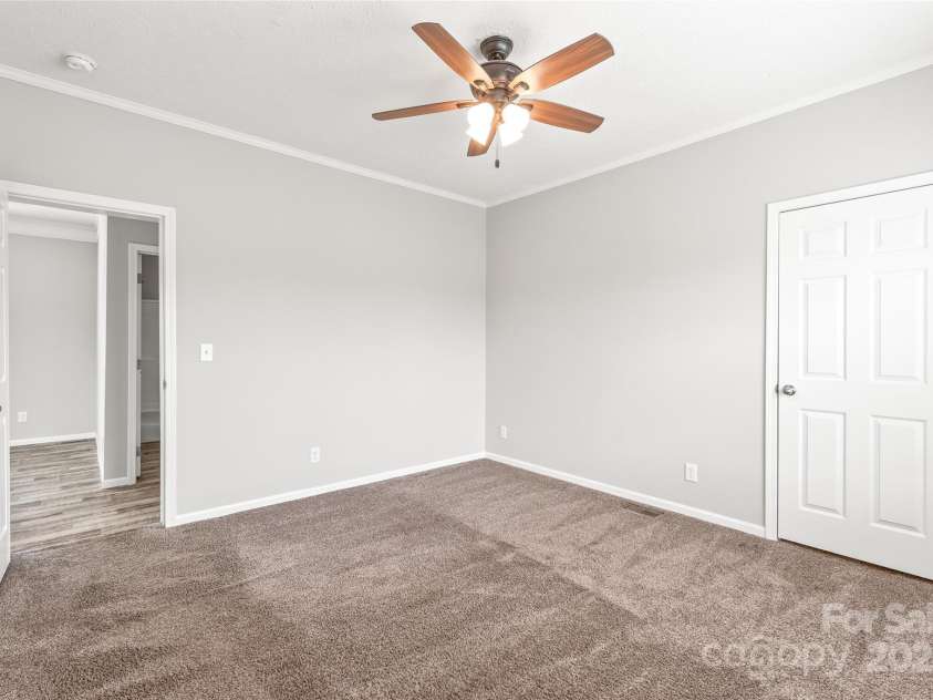 3648 Plainfield Drive, Shelby, NC 28150.  MLS# CAR4246254, YatesRealty ID 11726. 