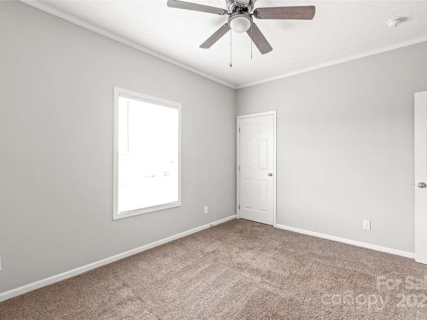 3648 Plainfield Drive, Shelby, NC 28150.  MLS# CAR4246254, YatesRealty ID 11726. 