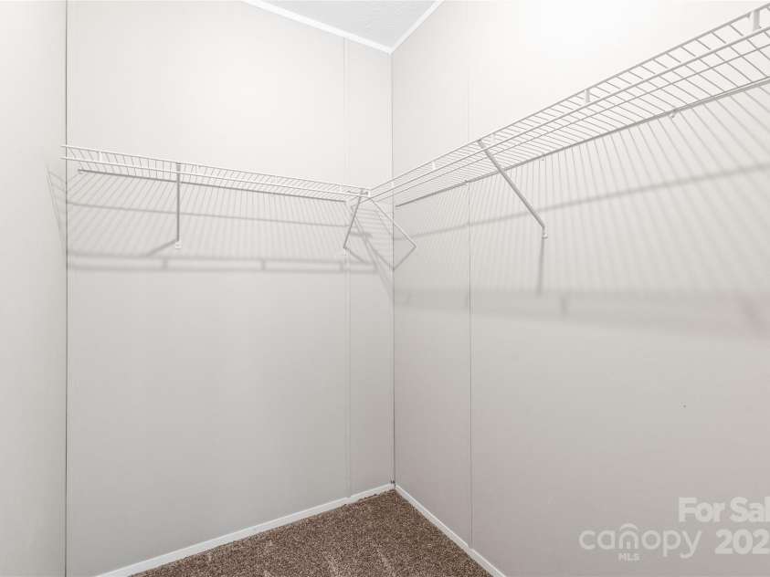 3648 Plainfield Drive, Shelby, NC 28150.  MLS# CAR4246254, YatesRealty ID 11726. 