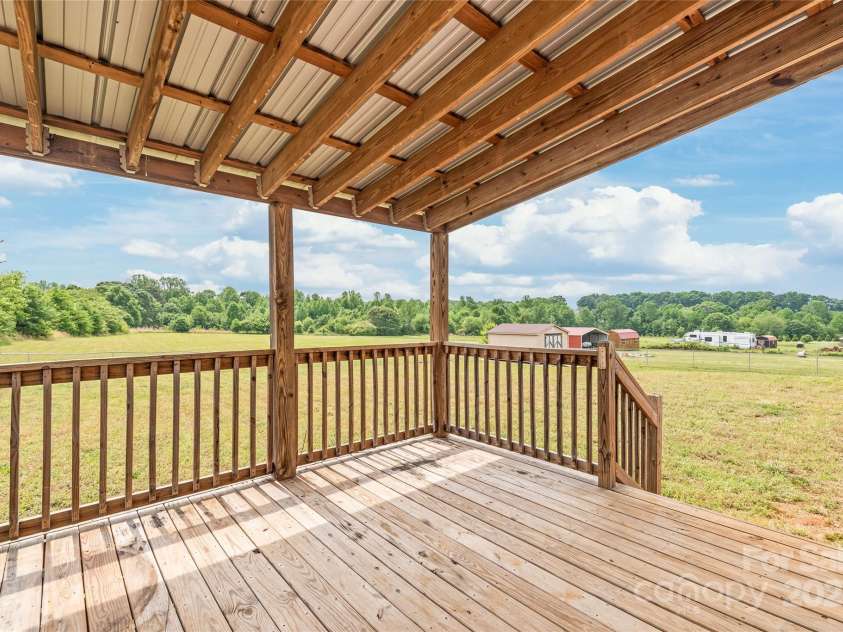 3648 Plainfield Drive, Shelby, NC 28150.  MLS# CAR4246254, YatesRealty ID 11726. 