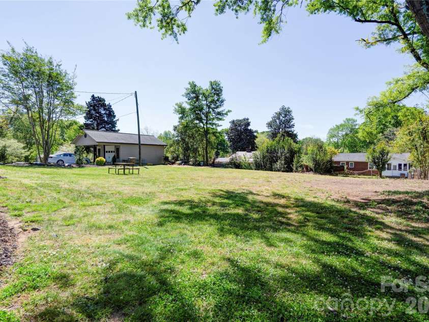 763 Broad Street, Shelby, NC 28152.  MLS# CAR4369420, YatesRealty ID 11726. Back Yard