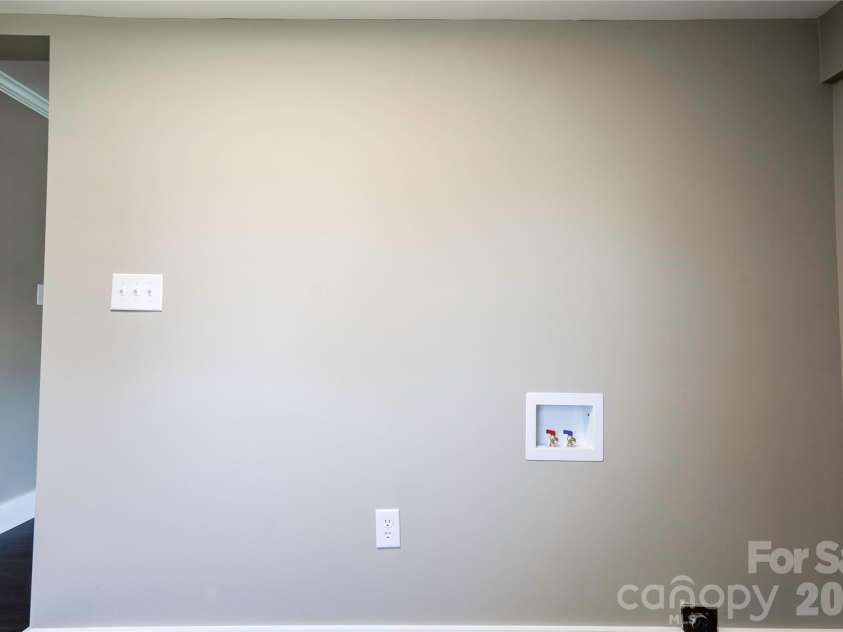 763 Broad Street, Shelby, NC 28152.  MLS# CAR4369420, YatesRealty ID 11726. Laundry Room