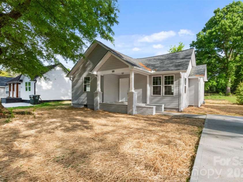 328 Whitner Street, Rock Hill, SC 29730.  MLS# CAR4370096, YatesRealty ID 11727. 