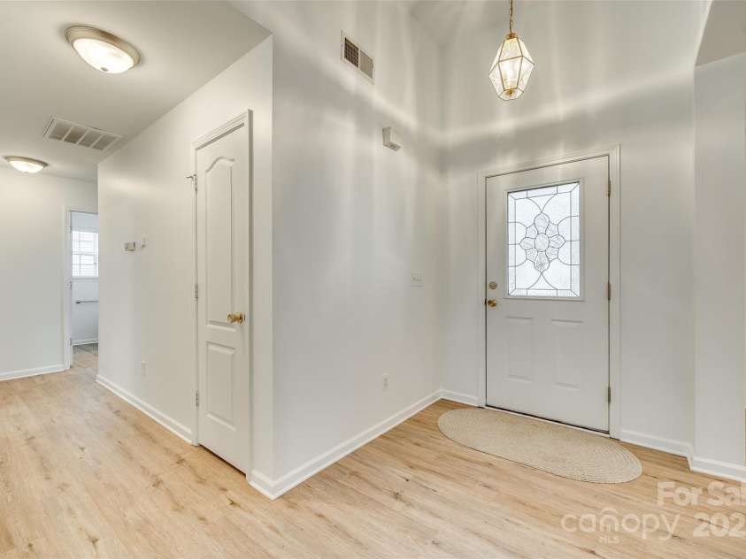4648 Madeline Drive, Rock Hill, SC 29732.  MLS# CAR4217796, YatesRealty ID 11727. 