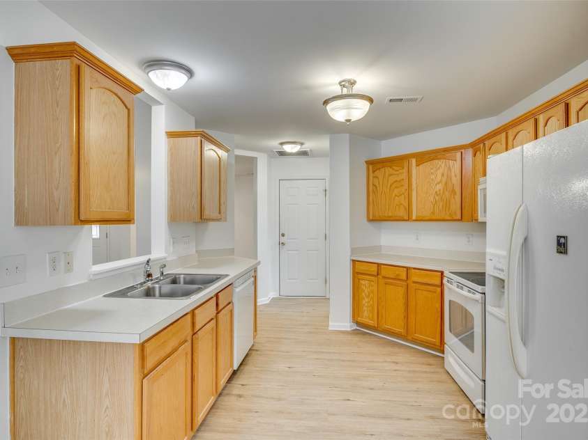 4648 Madeline Drive, Rock Hill, SC 29732.  MLS# CAR4217796, YatesRealty ID 11727. 