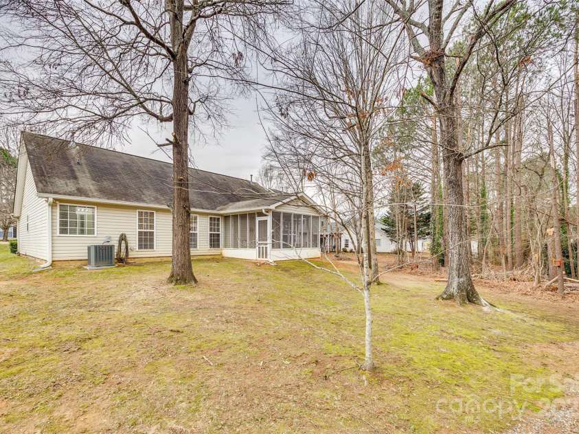 4648 Madeline Drive, Rock Hill, SC 29732.  MLS# CAR4217796, YatesRealty ID 11727. 