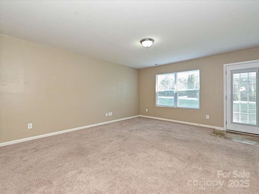 104 Mulligan Drive, Shelby, NC 28150.  MLS# CAR4241594, YatesRealty ID 11728. 