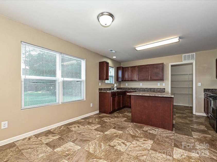 104 Mulligan Drive, Shelby, NC 28150.  MLS# CAR4241594, YatesRealty ID 11728. 