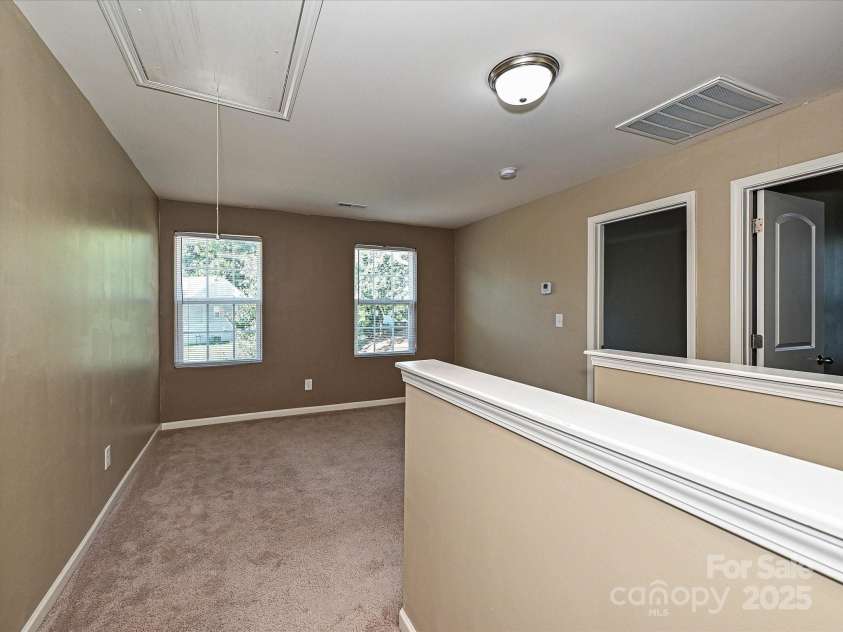 104 Mulligan Drive, Shelby, NC 28150.  MLS# CAR4241594, YatesRealty ID 11728. Loft area
