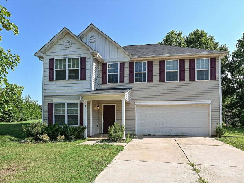 104 Mulligan Drive, Shelby, NC 28150.  MLS# CAR4241594, YatesRealty ID 11728. Welcome to 104 Mulligan Drive!