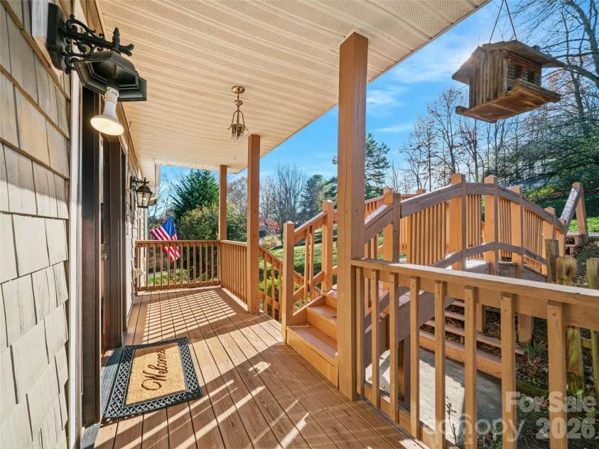 16 Sunny Lane, Mars Hill, NC 28754.  MLS# CAR4370188, YatesRealty ID 11728. 