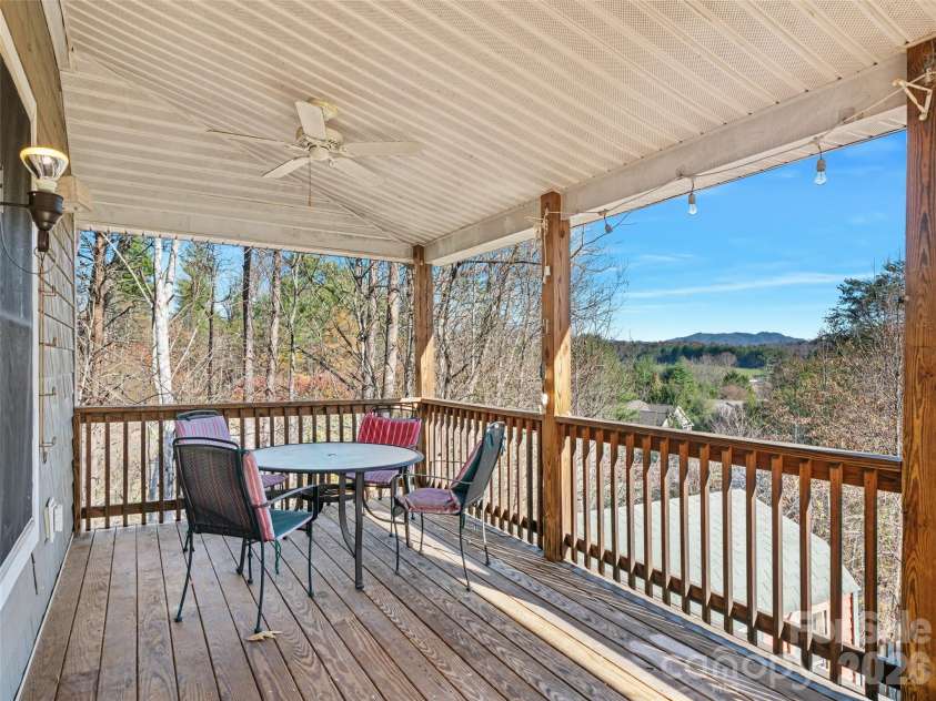 16 Sunny Lane, Mars Hill, NC 28754.  MLS# CAR4370188, YatesRealty ID 11728. 