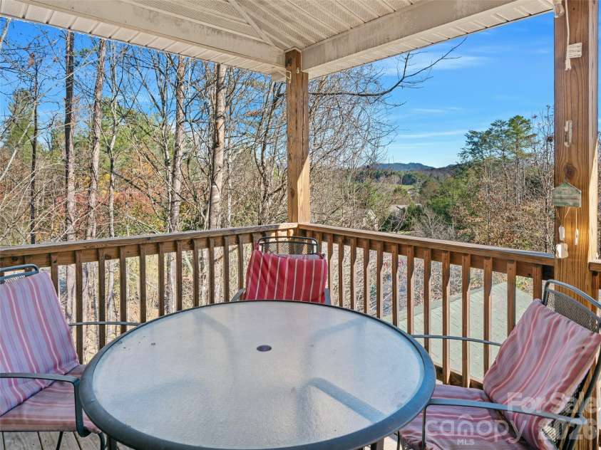 16 Sunny Lane, Mars Hill, NC 28754.  MLS# CAR4370188, YatesRealty ID 11728. 