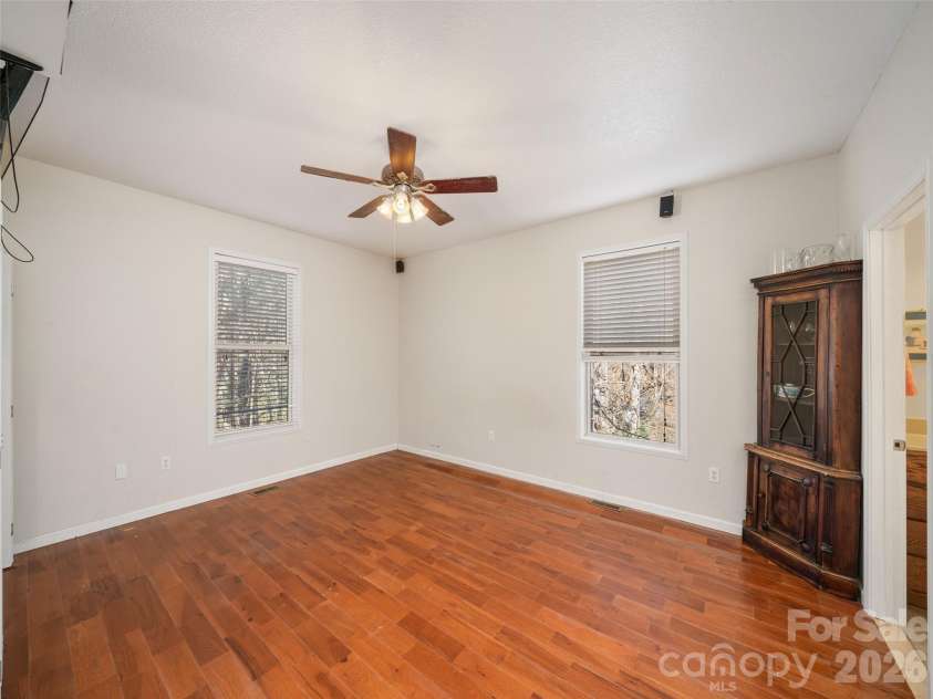 16 Sunny Lane, Mars Hill, NC 28754.  MLS# CAR4370188, YatesRealty ID 11728. 