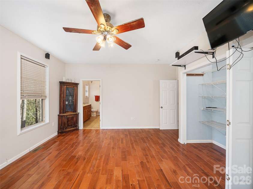 16 Sunny Lane, Mars Hill, NC 28754.  MLS# CAR4370188, YatesRealty ID 11728. 