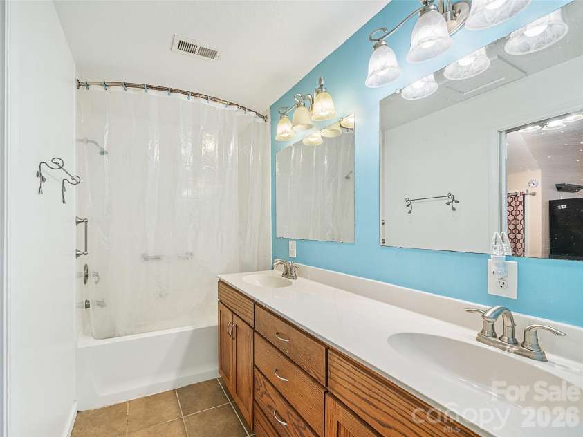 16 Sunny Lane, Mars Hill, NC 28754.  MLS# CAR4370188, YatesRealty ID 11728. 
