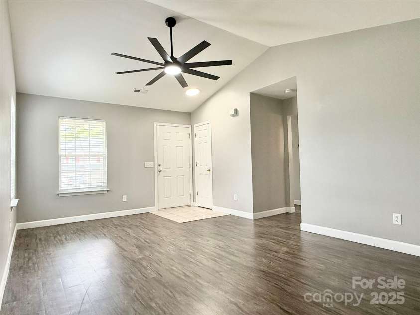 1252 Shenandoah Circle, Rock Hill, SC 29730.  MLS# CAR4252748, YatesRealty ID 11729. 