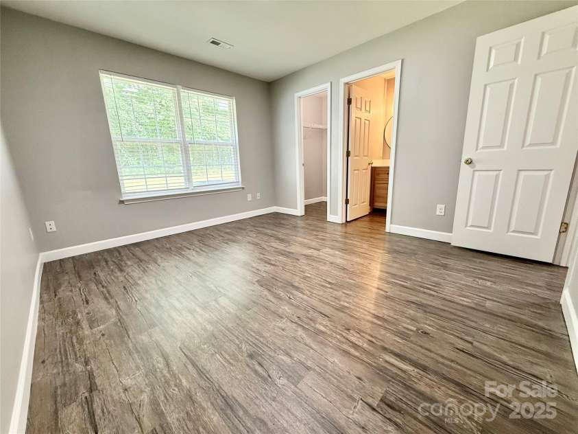 1252 Shenandoah Circle, Rock Hill, SC 29730.  MLS# CAR4252748, YatesRealty ID 11729. 