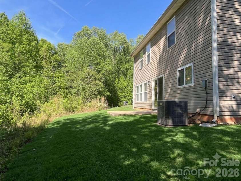 14043 Pinyon Pine Lane, Charlotte, NC 28215.  MLS# CAR4370263, YatesRealty ID 11729. 