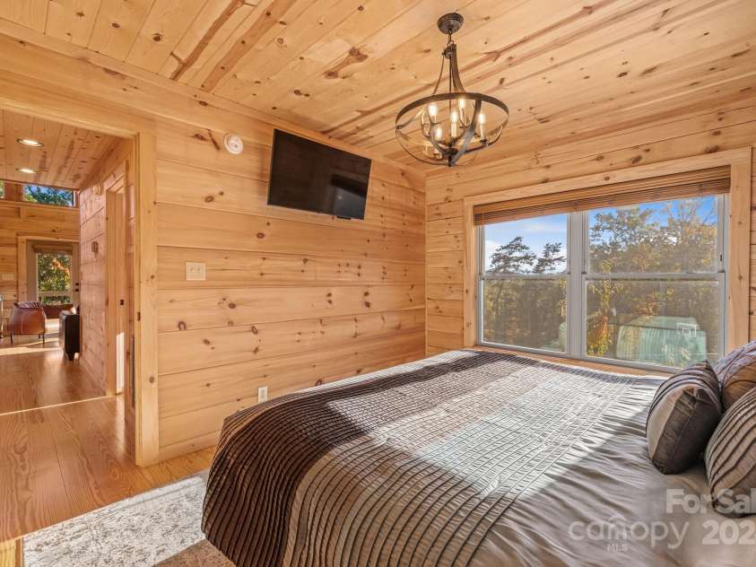 138 Silver Tree Lane, Lake Lure, NC 28746.  MLS# CAR4197152, YatesRealty ID 1173. Guest Houses