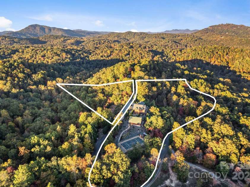 138 Silver Tree Lane, Lake Lure, NC 28746.  MLS# CAR4197152, YatesRealty ID 1173. Total of three lots